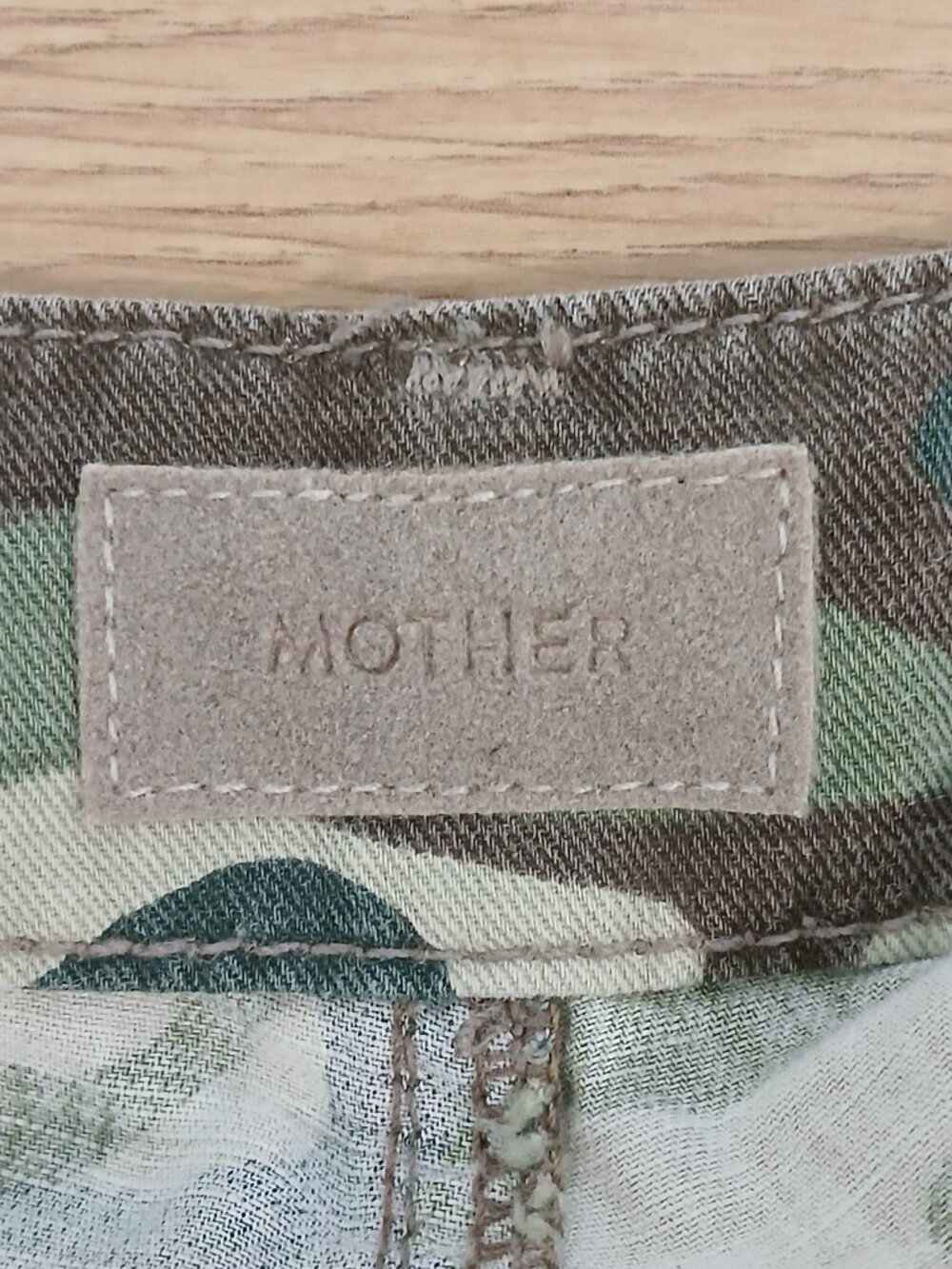 *New* Mother The No Zip MIsfit Camo Jogger Pants Girl, Boy, Etc. Size 25 - Picture 7 of 10
